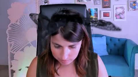 martaedams online show from September 11, 9:21 am