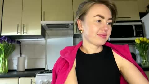 Marta online show from March 9, 8:02 pm