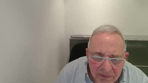 martin_1947 online show from March 21, 9:30 pm