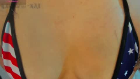 C A R O L I N A  online show from March 20, 11:15 am