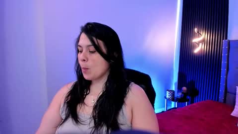 Snapshot of martina_foxy_ chatting on October 23, 12:06 pm MARTINA online show from October 23, 12:06 pm