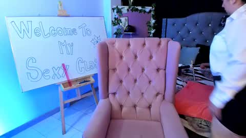 Snapshot of martina_foxy_ chatting on March 7, 12:34 pm MARTINA online show from March 7, 12:34 pm