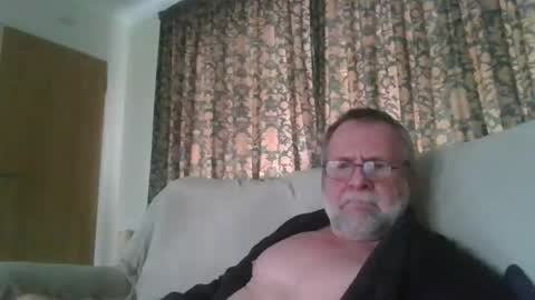 martinrgbxxxx online show from January 17, 10:46 am