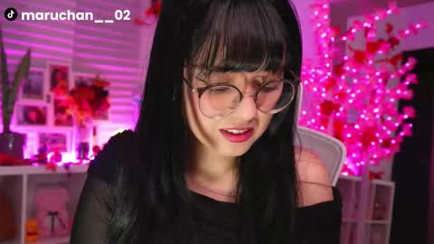 Snapshot of maru_chan_ chatting on October 22, 2:26 am INSTAGRAM Maruchan 02 online show from October 22, 2:26 am