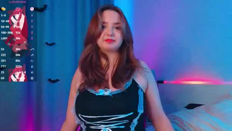 mary_broks online show from November 6, 7:33 am