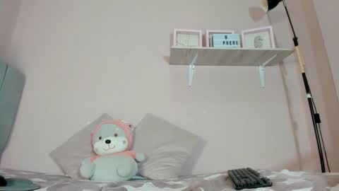 mary_cute9 online show from November 3, 12:39 pm