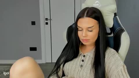 Snapshot of mary_jain13 chatting on October 23, 1:34 pm mary_jain13 online show from October 23, 1:34 pm