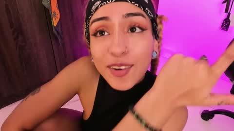 Mary Jane  online show from February 18, 7:43 am