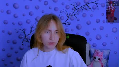 mary_moon__ online show from April 9, 8:03 pm