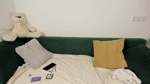 Mary GTM3Mon Wed Thu Sat Sun 0400 am-1030pm online show from December 2, 1:15 am