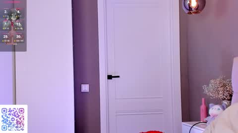 Mary online show from March 7, 10:35 am