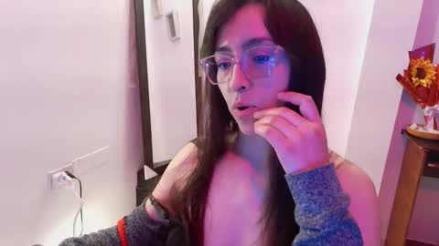 MARYAM online show from March 26, 1:16 pm