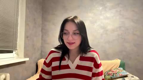 Stephie online show from December 21, 9:54 pm