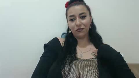 maryem online show from May 10, 2:34 pm