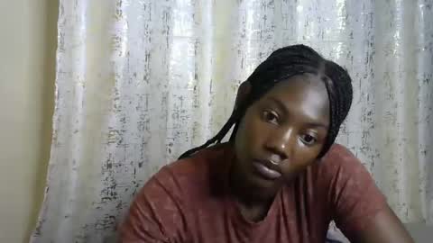 Mary online show from February 4, 8:02 pm