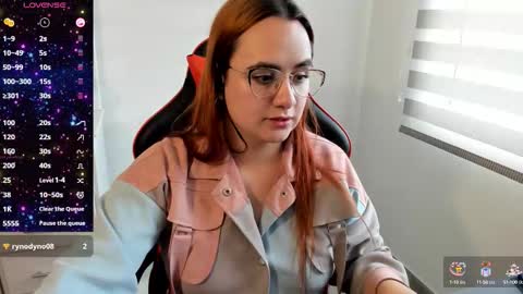 Dulce Maria online show from September 15, 10:11 pm