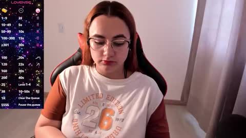 Dulce Maria online show from October 16, 9:24 pm