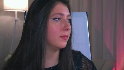 Mary Miller online show from September 27, 2:48 pm