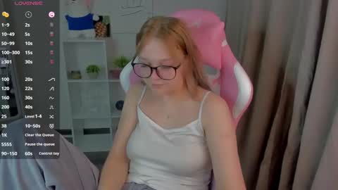 Mary online show from February 18, 10:36 pm