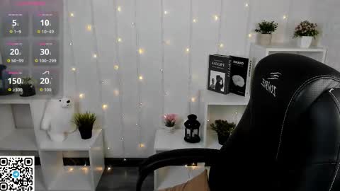 Mary online show from February 6, 9:57 am