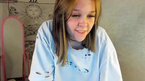 Mary online show from March 5, 7:16 am