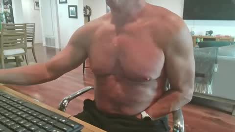 mascmuscle49 online show from December 20, 7:28 pm
