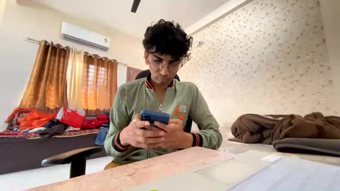 maskboyz2003 online show from November 24, 4:11 am