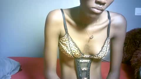 maskgang001 online show from February 10, 2:25 am