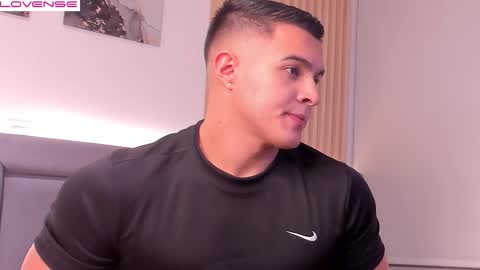 Mason Bennet online show from January 6, 11:31 pm