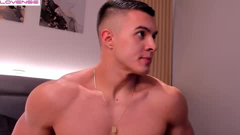 Mason Bennet online show from September 19, 3:54 am