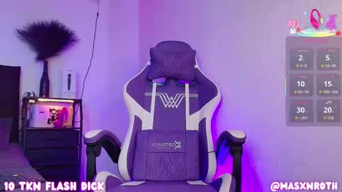 Mason Rothwell   online show from September 19, 10:24 pm