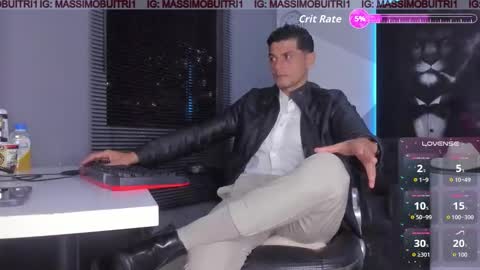 I am Massimo online show from October 25, 12:11 am