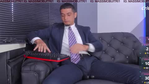 I am Massimo online show from February 17, 2:38 pm