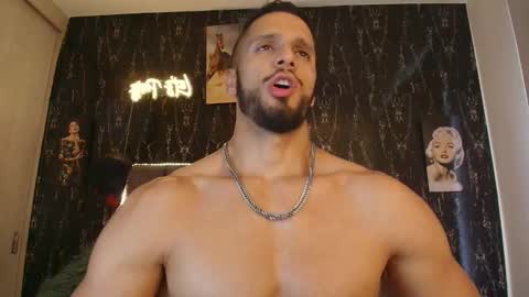 massimo_greco2 online show from February 4, 10:13 pm