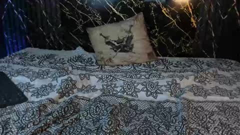 massimo_vidal online show from May 15, 10:39 pm