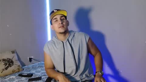 massimo_vidal online show from November 16, 4:58 am