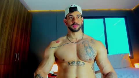 massimo online show from March 27, 2:40 pm