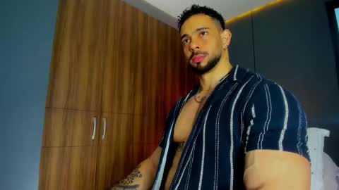 massimo online show from February 24, 3:15 pm