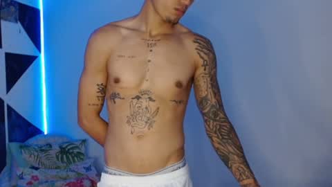 master_black777 online show from September 8, 2:49 pm