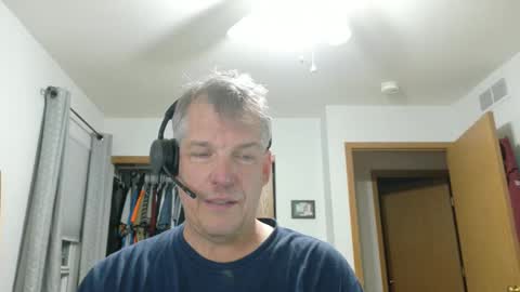 Snapshot of master_thorn chatting on September 13, 3:09 am Master Thorn online show from September 13, 3:09 am