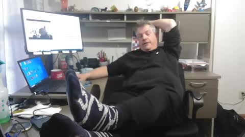 Snapshot of master_thorn chatting on January 13, 2:53 pm Master Thorn online show from January 13, 2:53 pm