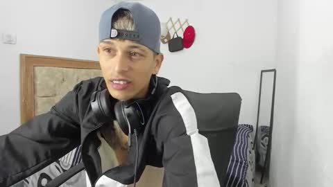 Snapshot of masteralda09 chatting on October 15, 11:11 am Alpha junior online show from October 15, 11:11 am