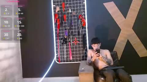 Axel And Melany online show from July 27, 8:50 pm