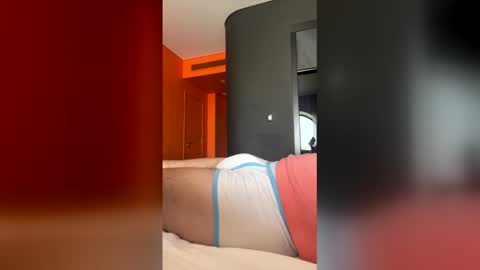 matej_cauci online show from April 8, 2:47 am