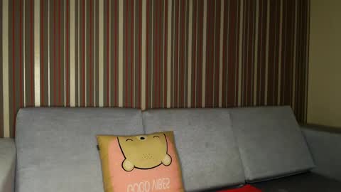 mateo_zeus online show from February 13, 1:37 pm