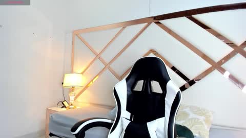 Matheus  online show from March 6, 2:43 am