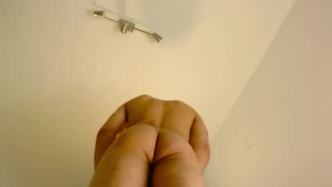 STRURIBE ON INSTAGRAM online show from January 22, 10:48 pm