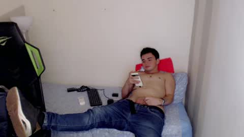 MATHIAS online show from April 1, 3:51 am