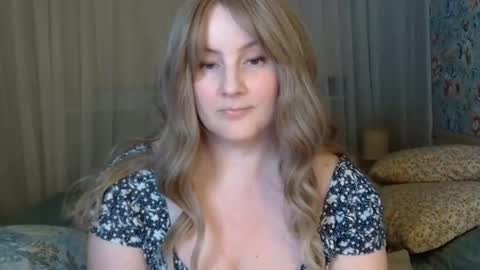mathilde_solveig online show from December 31, 3:31 pm
