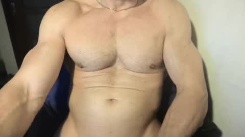 MatiasMatureMuscle online show from January 25, 1:21 am